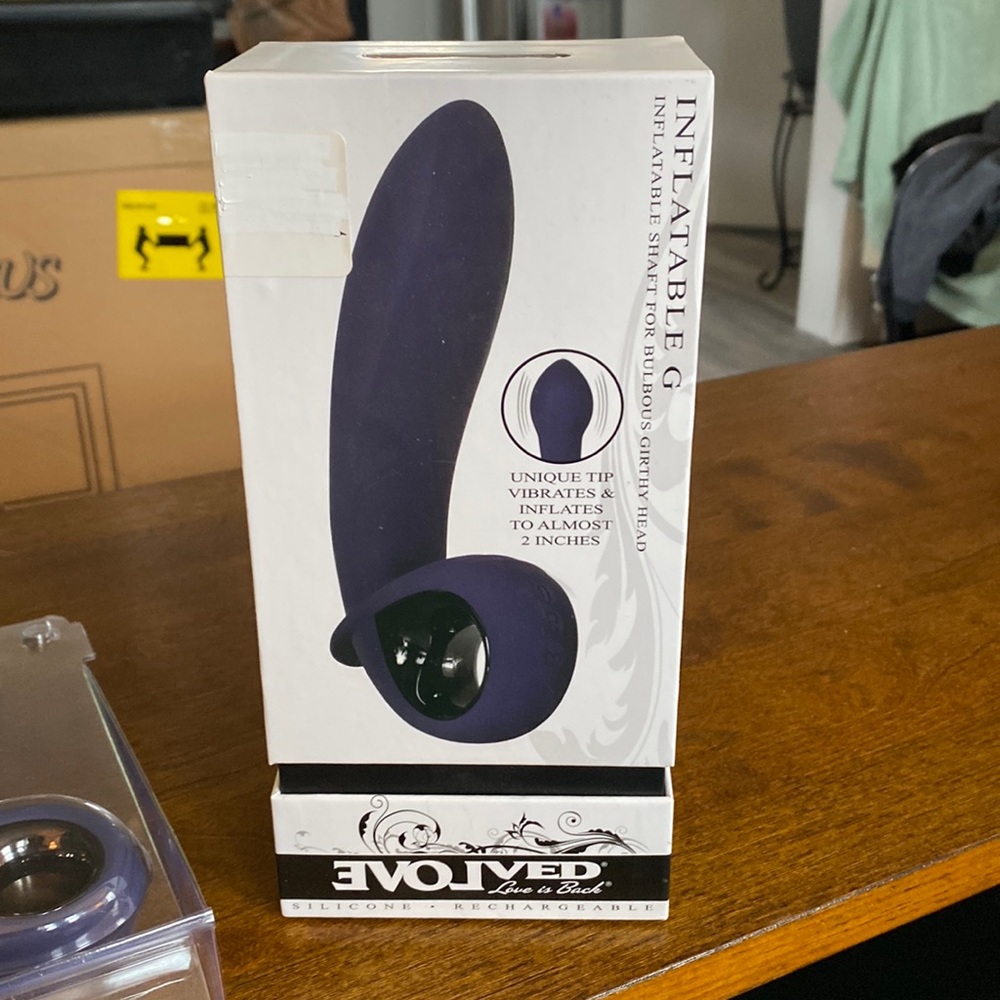 Adult Toy Evolved Silicone,Rechargeable. Brand New